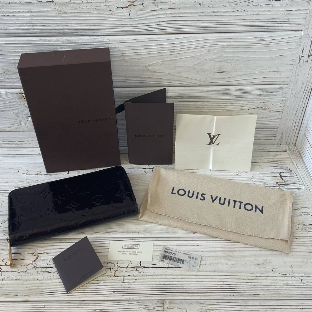 Louis Vuitton Vernis Zippy Wallet Amarante M93522